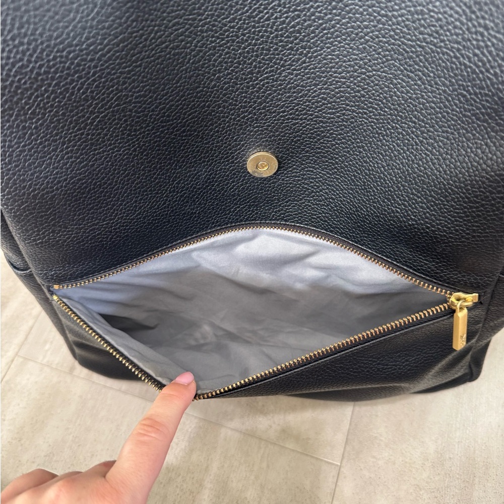Freshly Picked Diaper Bag - Picture 11 of 12
